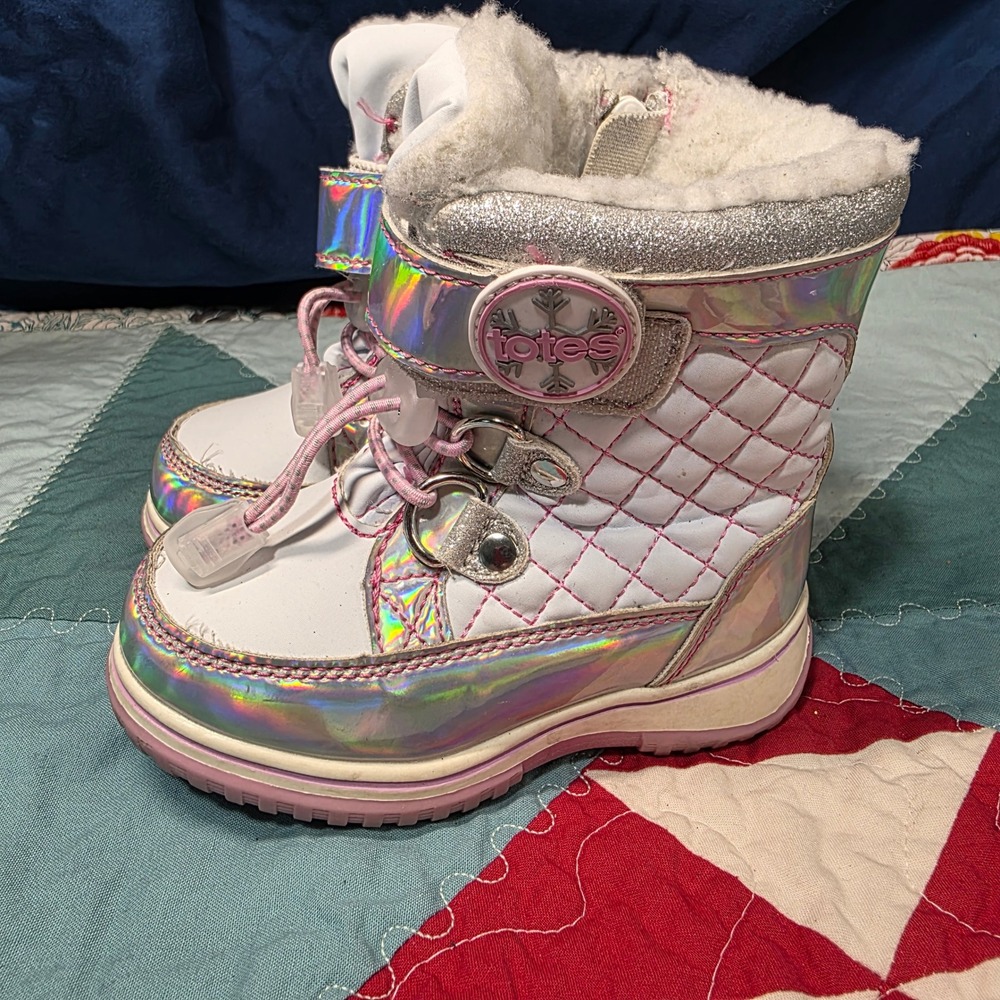 Totes Galactica Snow Boots Toddler 7T White Iridescent Holographic Quilted Zip‎